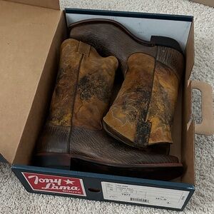 Tony Lama Brown and Tan Jaws Cowboy Boots
